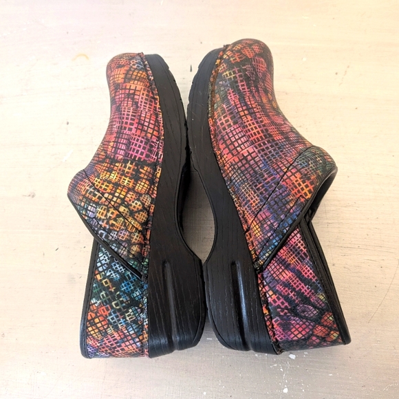 Dansko Professional Stained Glass Multi-Color Work Clogs Size 37 - Picture 8 of 11